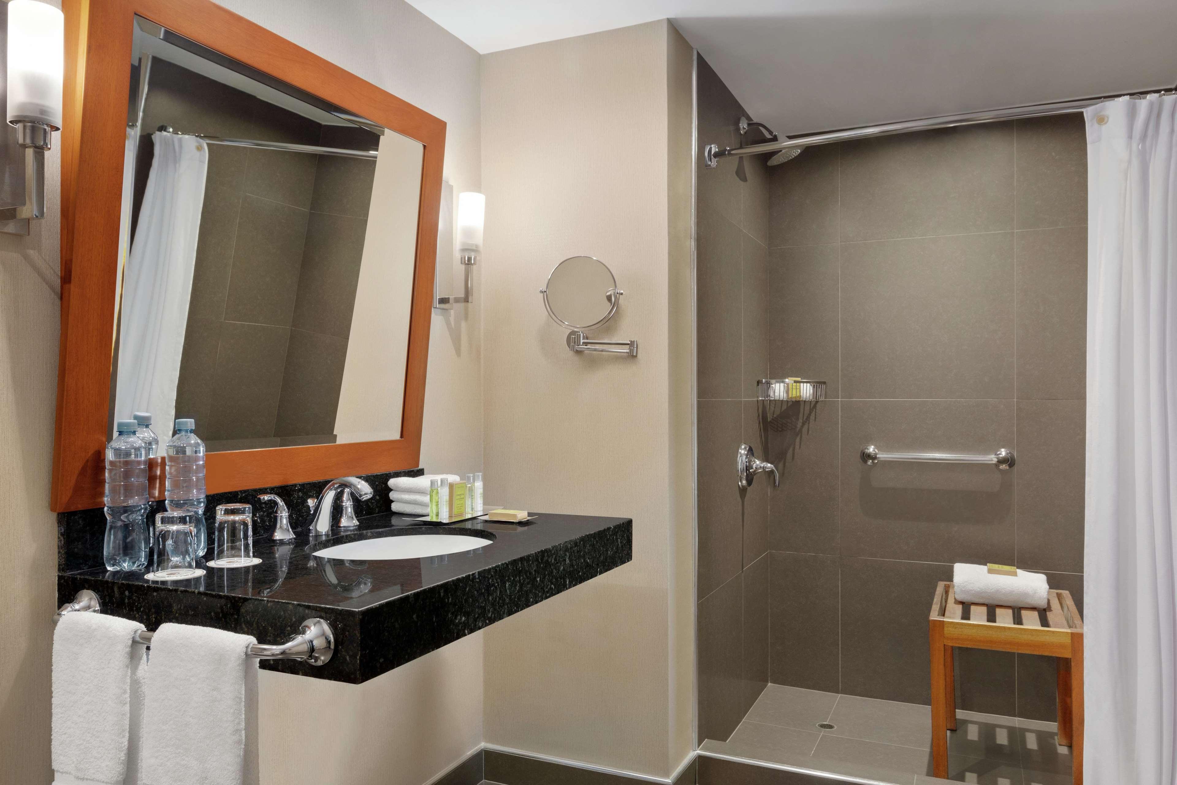 Doubletree By Hilton Lima Miraflores El Pardo Екстериор снимка